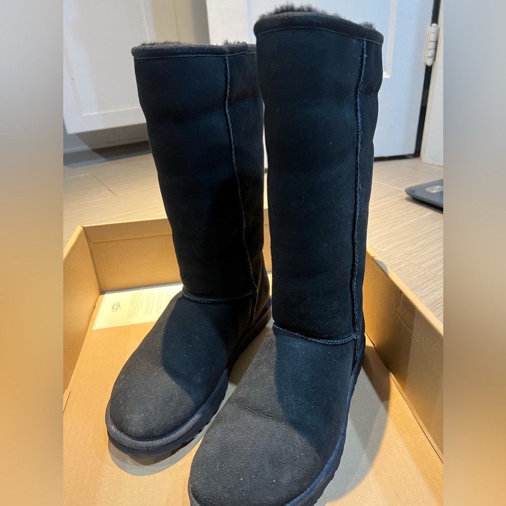 Classic Tall Ugg boot